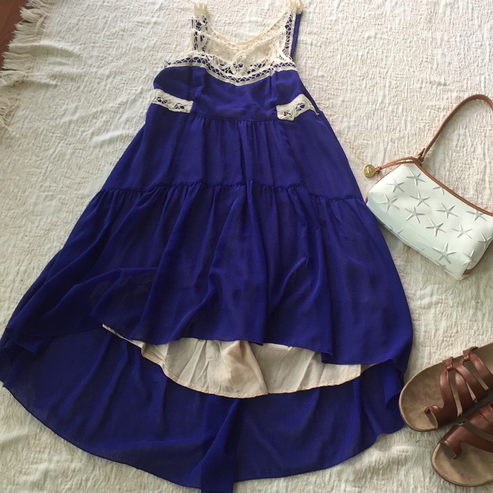 Beautiful dress with crochet trim